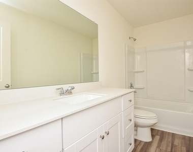 3603 Admiralty Drive - Photo Thumbnail 24