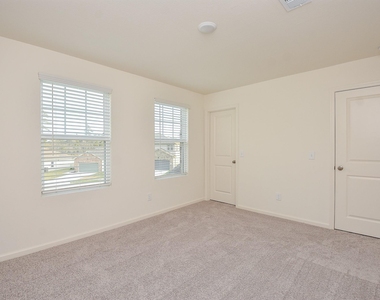 3603 Admiralty Drive - Photo Thumbnail 19