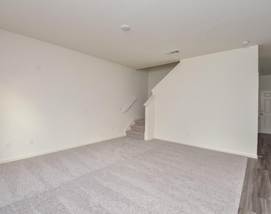 3603 Admiralty Drive - Photo Thumbnail 13