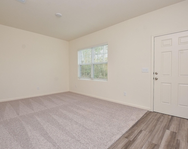 3603 Admiralty Drive - Photo Thumbnail 11