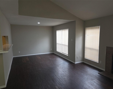 7200 W T C Jester Boulevard - Photo Thumbnail 3