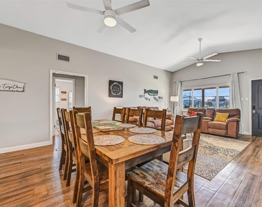 21600 Zachary Drive - Photo Thumbnail 12