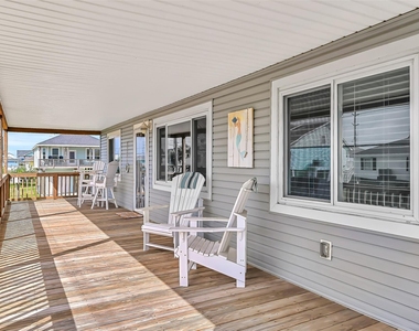 21600 Zachary Drive - Photo Thumbnail 3