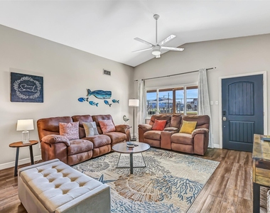 21600 Zachary Drive - Photo Thumbnail 6