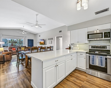 21600 Zachary Drive - Photo Thumbnail 17