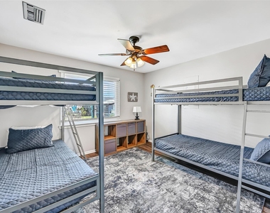 21600 Zachary Drive - Photo Thumbnail 18
