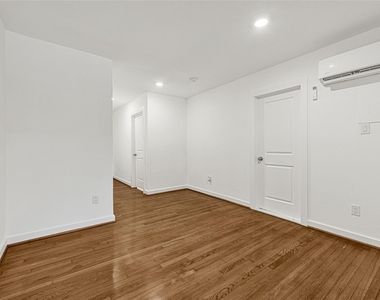 6620 Lawndale Street - Photo Thumbnail 1