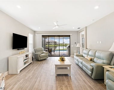 15155 Tolmino Street - Photo Thumbnail 4
