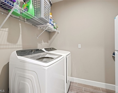15155 Tolmino Street - Photo Thumbnail 22