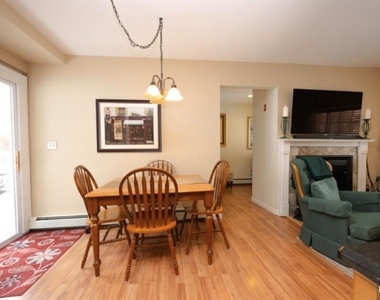 64 Hilltop - Photo Thumbnail 15