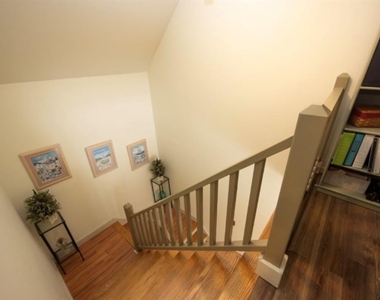 64 Hilltop - Photo Thumbnail 18
