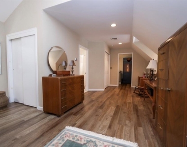 64 Hilltop - Photo Thumbnail 29