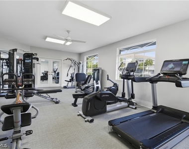 7687 Pebble Creek Circle - Photo Thumbnail 27