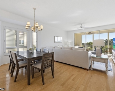 7687 Pebble Creek Circle - Photo Thumbnail 5