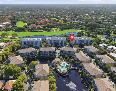 7687 Pebble Creek Circle - Photo Thumbnail 30