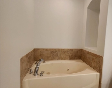 1256 Carpazi Court - Photo Thumbnail 19