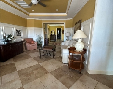 9225 Museo Circle Sw - Photo Thumbnail 10