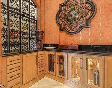 540 Snell Court - Photo Thumbnail 17