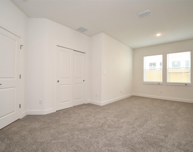 2209 Via Laura Lane - Photo Thumbnail 37
