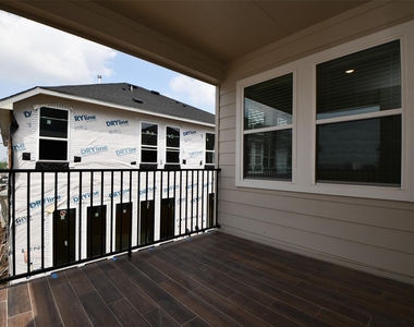 2209 Via Laura Lane - Photo Thumbnail 15