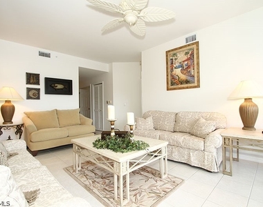 2175 Arielle Drive - Photo Thumbnail 3