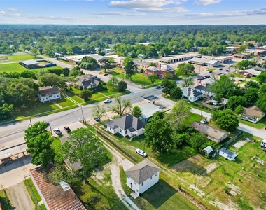 327 S Robb Street - Photo Thumbnail 17