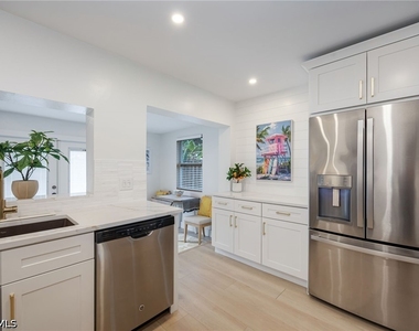 4525 Fluvia Avenue - Photo Thumbnail 13