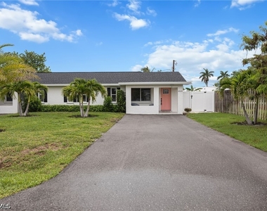 4525 Fluvia Avenue - Photo Thumbnail 3