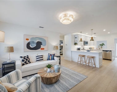 4525 Fluvia Avenue - Photo Thumbnail 9