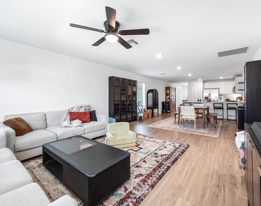 24114 Wandering Brook Drive - Photo Thumbnail 10