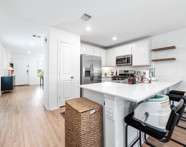 24114 Wandering Brook Drive - Photo Thumbnail 7
