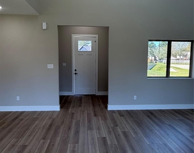 2623 Liguria Street - Photo Thumbnail 10