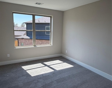 2623 Liguria Street - Photo Thumbnail 24