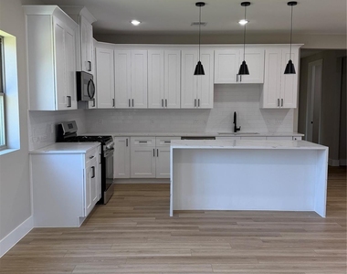 2623 Liguria Street - Photo Thumbnail 5
