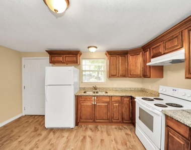 706 Harris Avenue - Photo Thumbnail 6
