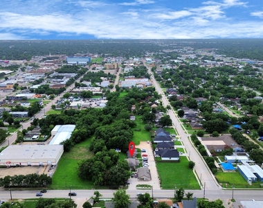 706 Harris Avenue - Photo Thumbnail 21