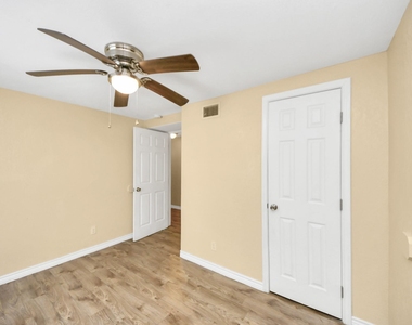 706 Harris Avenue - Photo Thumbnail 10