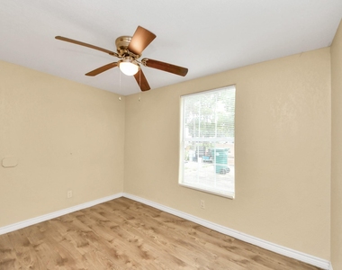706 Harris Avenue - Photo Thumbnail 8