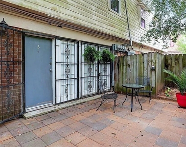 5215 Arboles Drive - Photo Thumbnail 6
