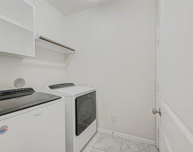 1003 Grey Dusk Court - Photo Thumbnail 12