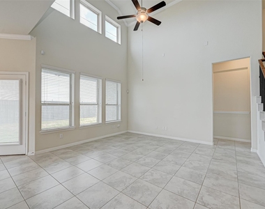 1003 Grey Dusk Court - Photo Thumbnail 6