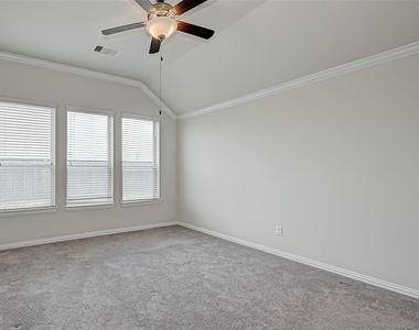 1003 Grey Dusk Court - Photo Thumbnail 16