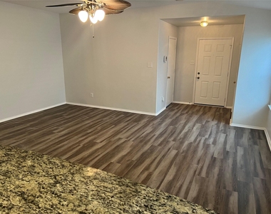 1907 Cold River Drive - Photo Thumbnail 3