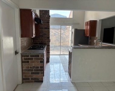 3303 Westwick Drive - Photo Thumbnail 2