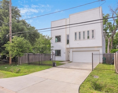 4625 Mallow Street - Photo Thumbnail 1