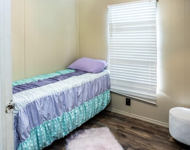 14351 W Ravine Run - Photo Thumbnail 11