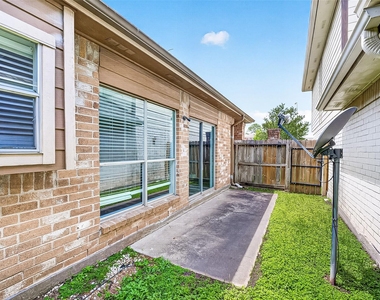 12403 Meadow Ridge Dr - Photo Thumbnail 45
