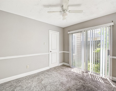 12403 Meadow Ridge Dr - Photo Thumbnail 28