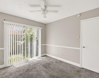 12403 Meadow Ridge Dr - Photo Thumbnail 29