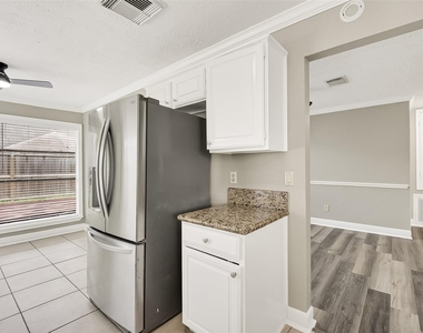 12403 Meadow Ridge Dr - Photo Thumbnail 14